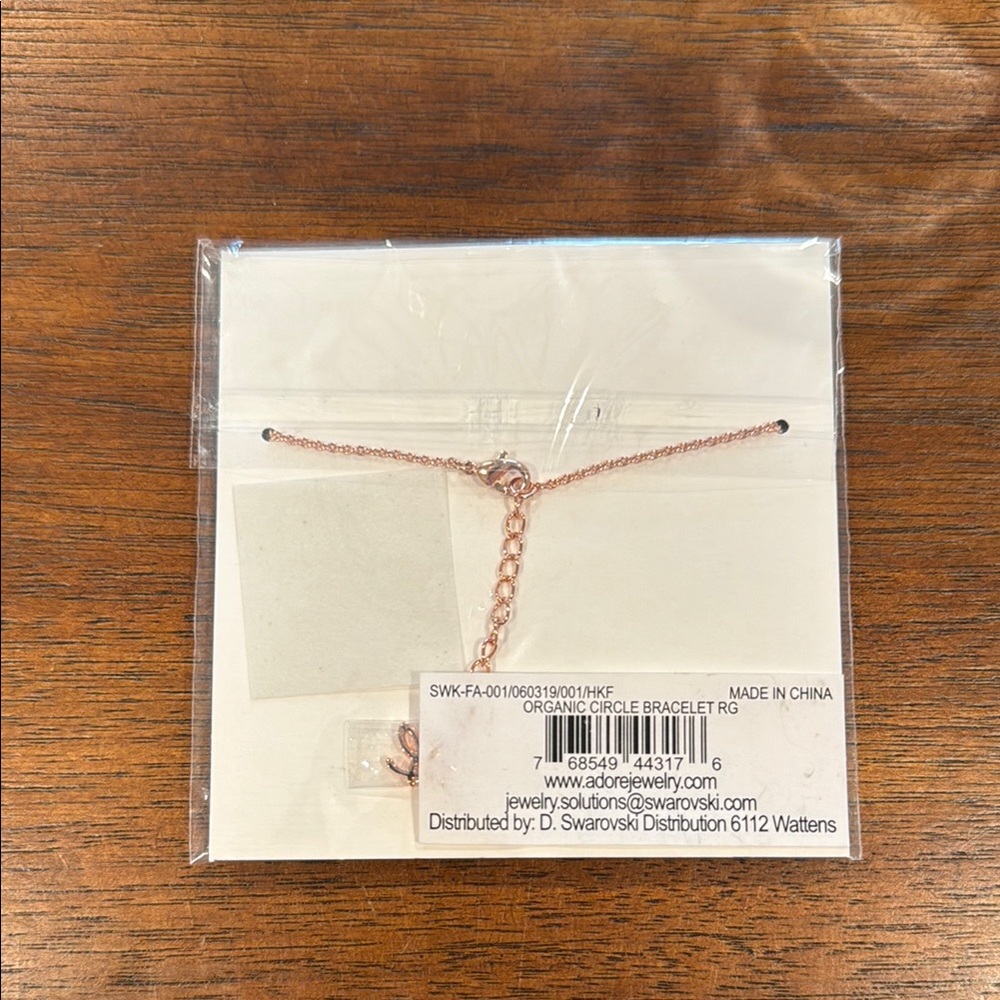 🔺FREE WHEN BUNDLED🔺 “Rose Gold”-Plated Bracelet w/ Swarovski Crystal — Adore - Picture 2 of 3